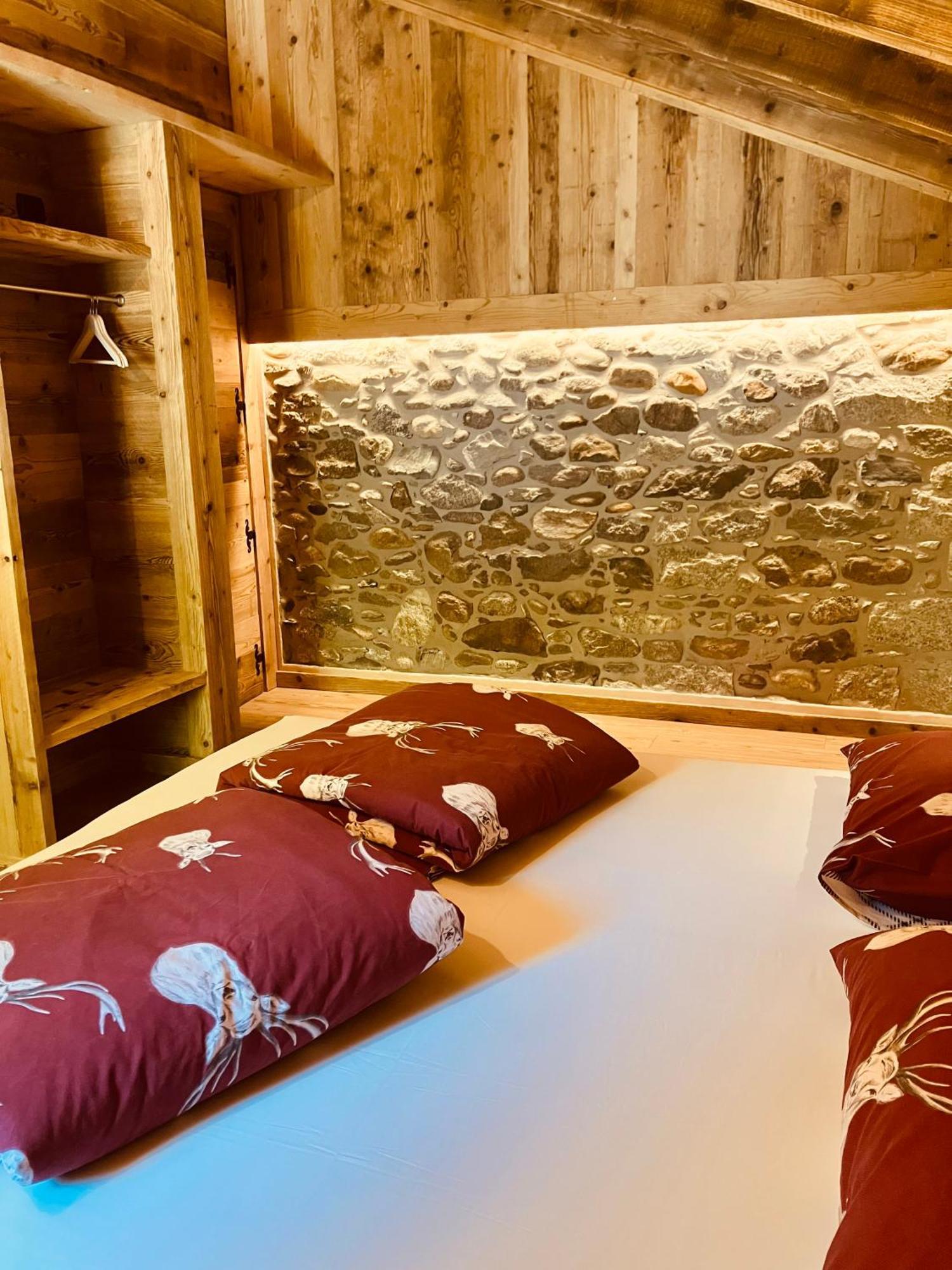 Ospitalita Rurale Familiare Land Wasser Bed & Breakfast Varallo Dış mekan fotoğraf