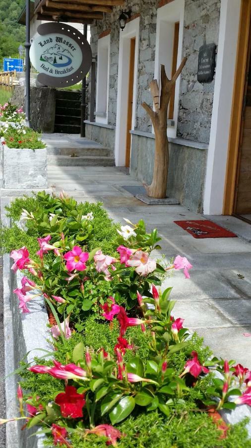 Ospitalita Rurale Familiare Land Wasser Bed & Breakfast Varallo Dış mekan fotoğraf